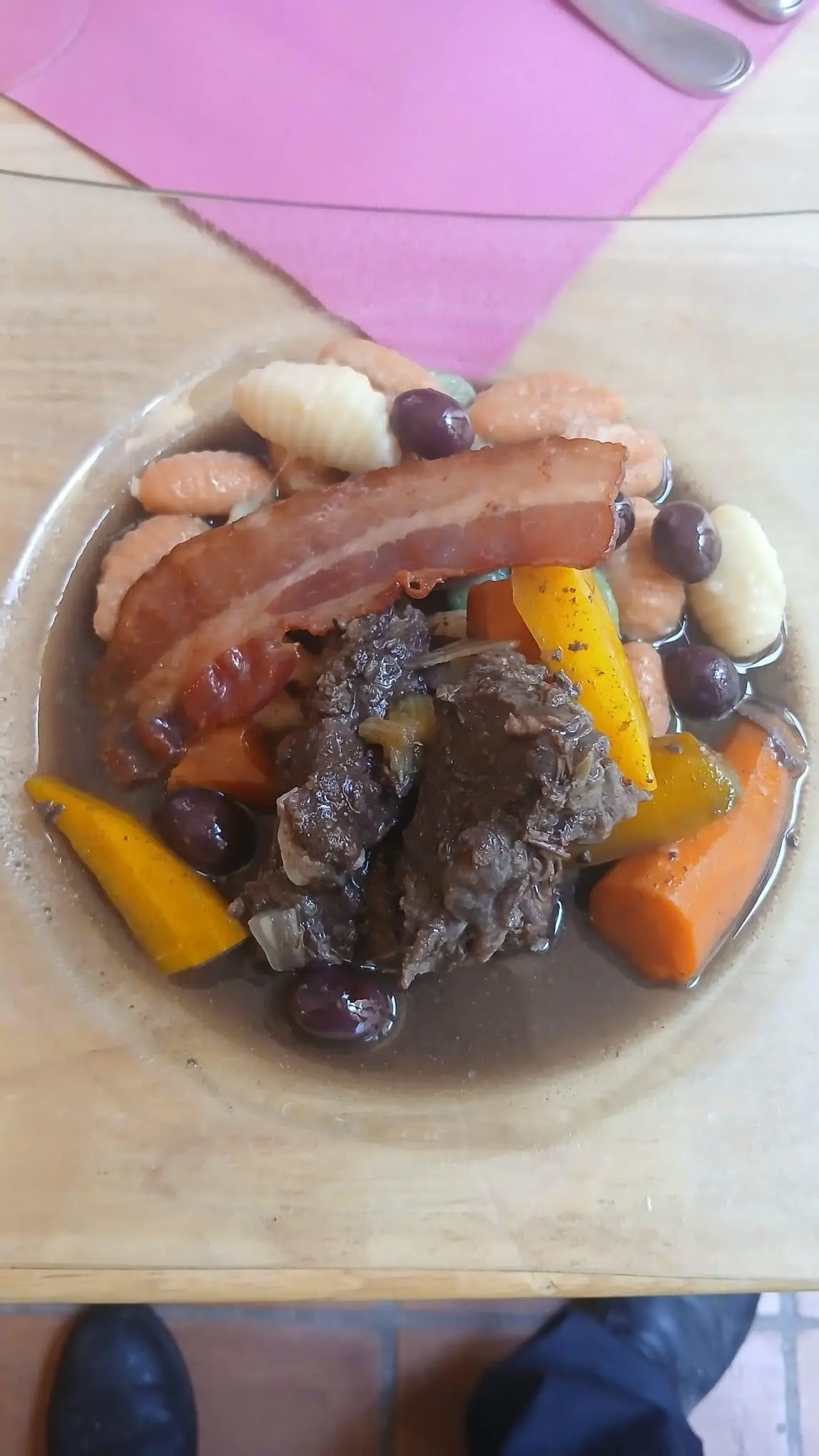 Daube provençale de bœuf braisé aux haricots blancs
